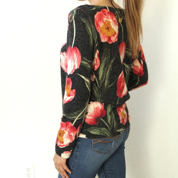 Missy Clothique Floral Top Blouse Small Medium - Picture 2 of 4